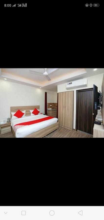 Hotel Golden Bliss At New Delhi Airport 외부 사진